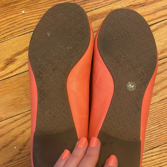 Tory Burch gorgeous coral flats - Picture 4 of 5